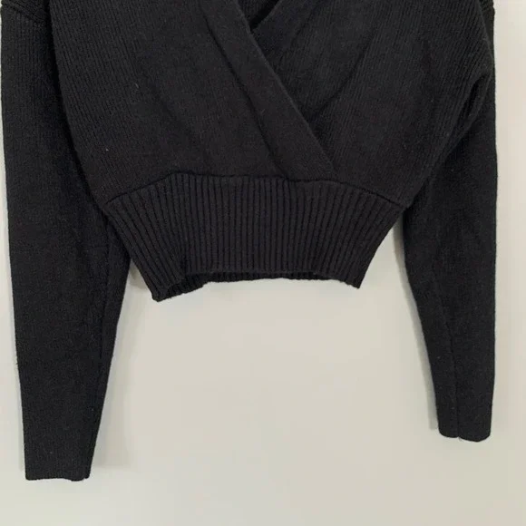 Modern Citizen Black Surplice Wrap Cropped Ribbed Sweater Fitted Size Small - Picture 5 of 11